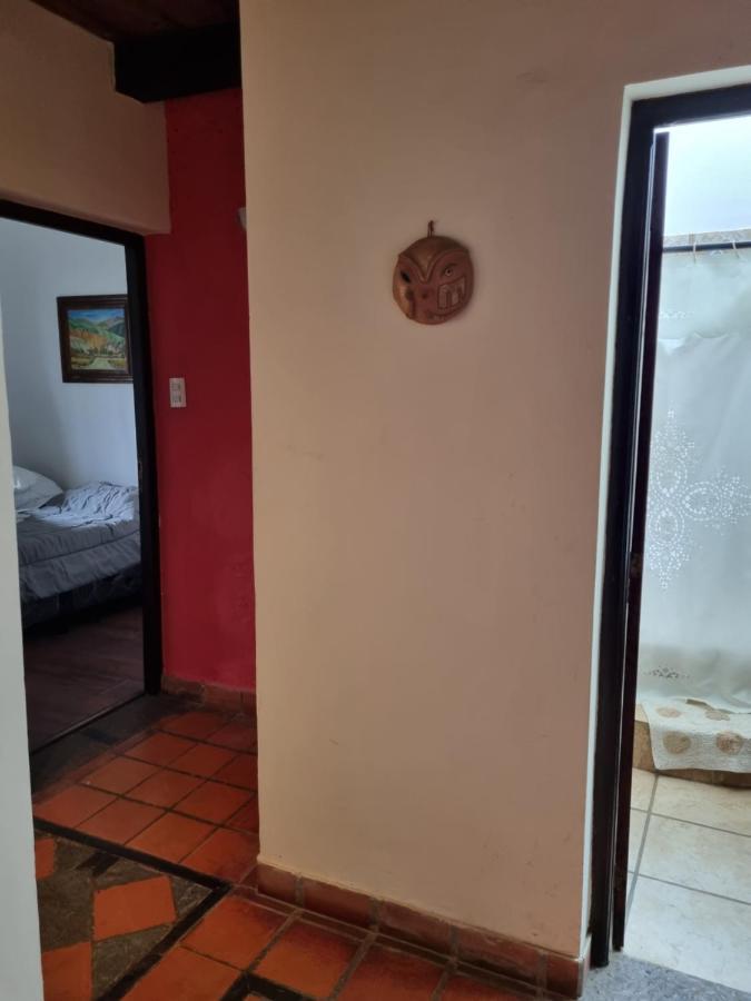 Hostal Las Rosas Salta Exterior foto